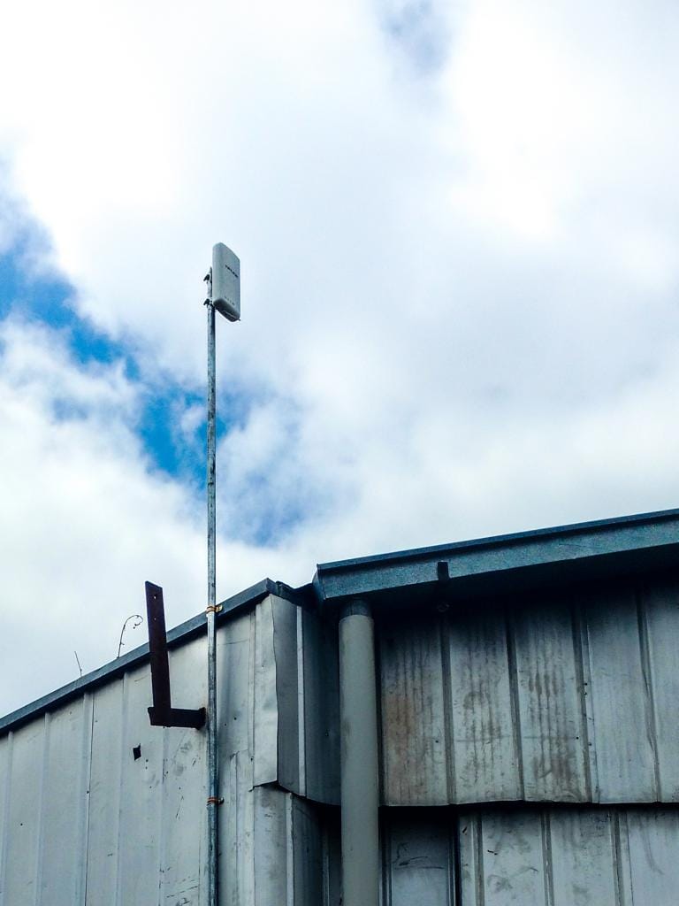 Antena punto a punto en terreno